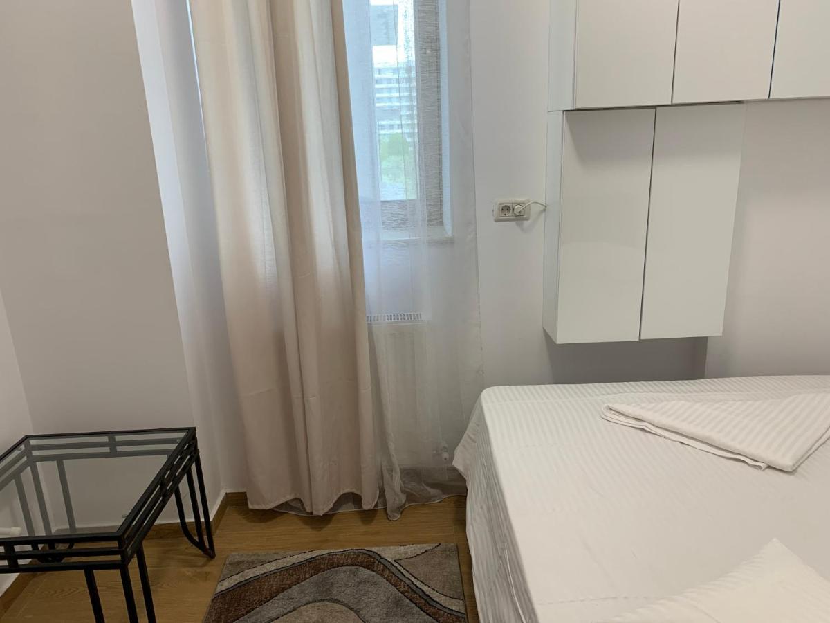 Premier By Twin Mamaia
