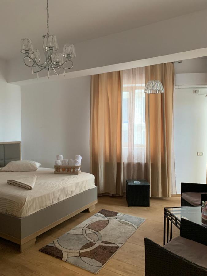 Premier By Twin Apartament