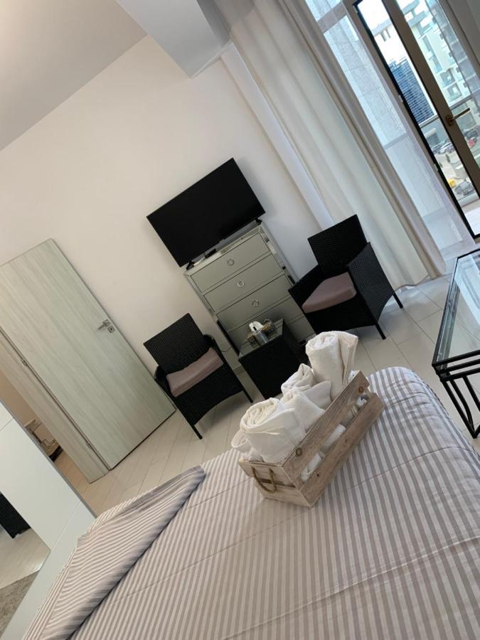 Premier By Twin * Mamaia